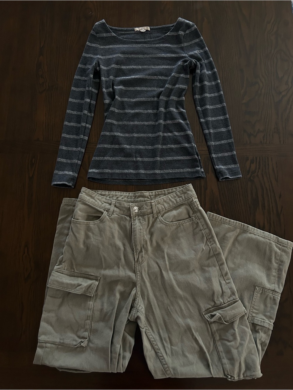 Olive Cargo Pants with Pockets H&M divided